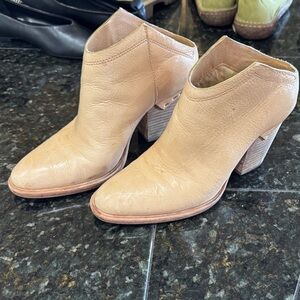 Dolce Vita Tan Leather Ankle Boots for Women